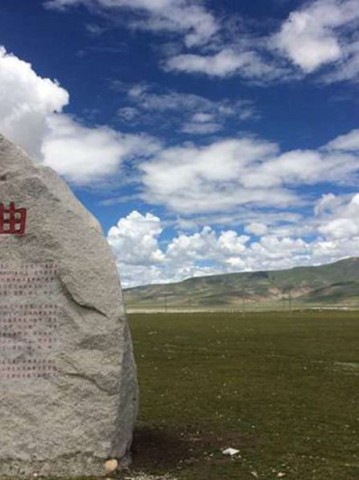 那个开面包车闯川藏线的网红，后来怎么样了？
