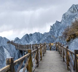 招远人去西藏，这条自驾路线才是真的香