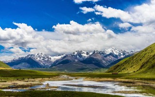 跑青藏线旅游车多少钱？别光看价格，这几件事搞不明白容易吃亏